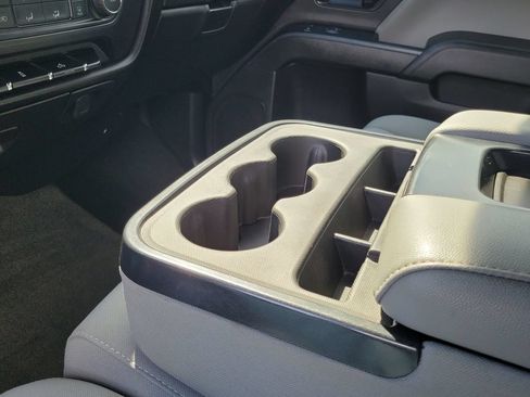 Used 2018 Chevrolet Silverado 1500 Custom w/ Custom Convenience Package RWD image 29