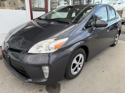 Used 2013 Toyota Prius Two image 4