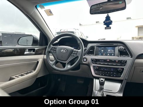 Used 2017 Hyundai Sonata Limited FWD image 10