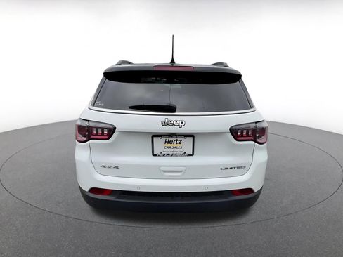Used 2025 Jeep Compass Limited AWD/4WD image 12