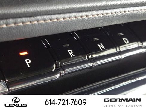 Used 2025 Lincoln Aviator AWD image 27
