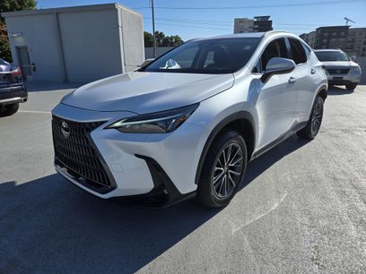 Certified 2025 Lexus NX 250 FWD w/ Accessory Package (Z1)