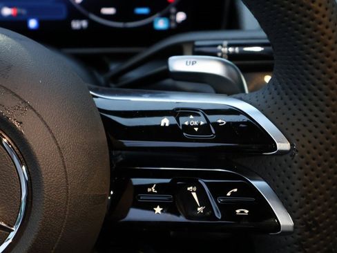 New 2026 Mercedes-Benz GLC 43 AMG 4MATIC image 31