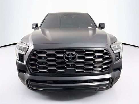 Certified 2025 Toyota Sequoia Platinum AWD/4WD image 9