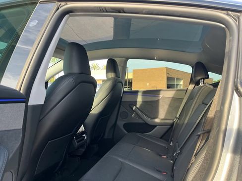 Used 2026 Tesla Model Y Long Range RWD image 10