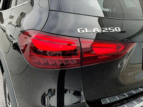 Used 2026 Mercedes-Benz GLA 250 image 26