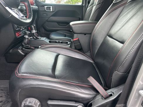 Used 2021 Jeep Gladiator Rubicon image 18