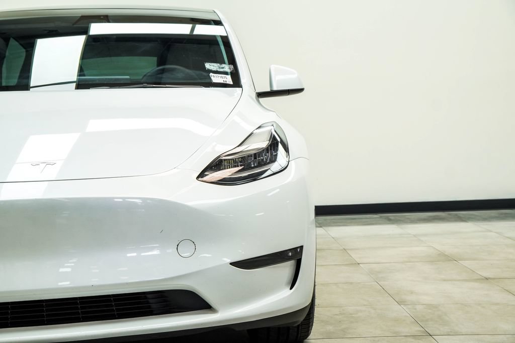 Used 2023 Tesla Model Y Long Range AWD/4WD image 8