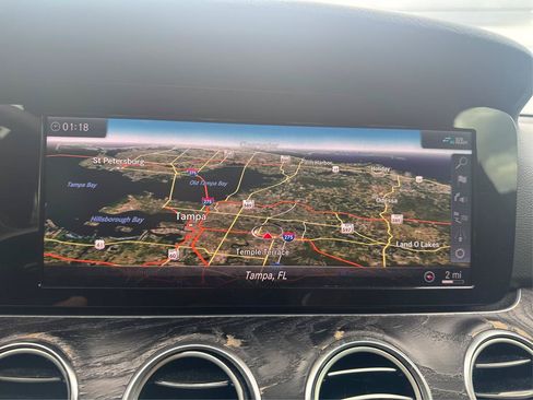 Used 2019 Mercedes-Benz E 450 4MATIC Sedan image 26