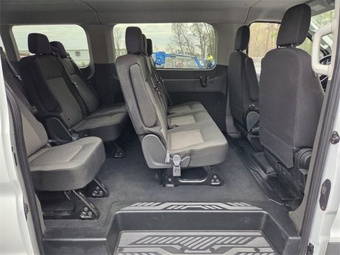 Used 2023 Ford Transit 350 XLT image 11