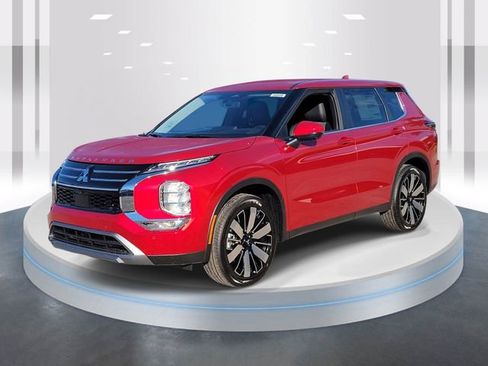 New 2026 Mitsubishi Outlander SE FWD image 3