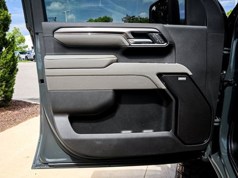 Used 2026 Chevrolet Silverado 2500 ZR2 w/ LPO, Dark Essentials Package AWD/4WD image 14