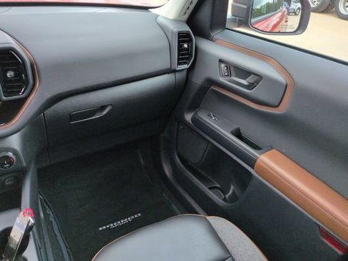 Certified 2024 Ford Bronco Sport Outer Banks w/ Tech Package AWD/4WD image 19