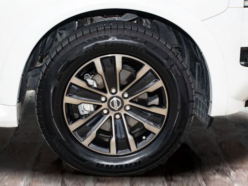 Used 2023 Nissan Armada SL w/ Midnight Edition Package image 43