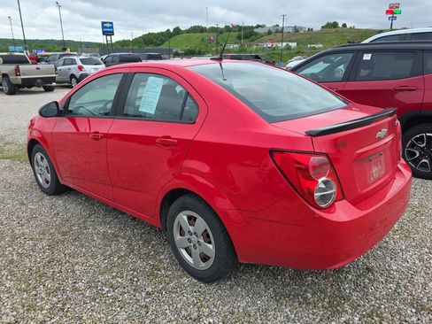 Used 2014 Chevrolet Sonic LS FWD image 4