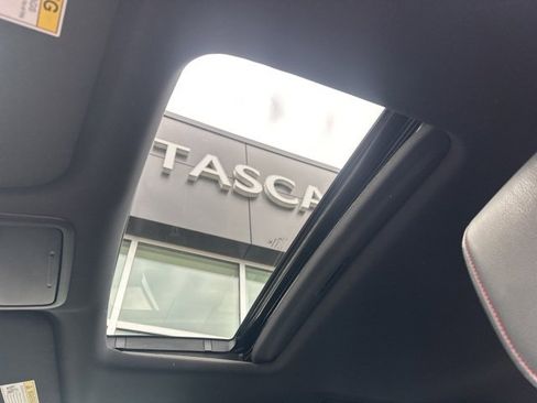 Used 2023 Honda Odyssey Sport image 11