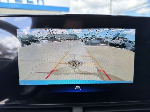 New 2026 Chevrolet Trax LT w/ Driver Confidence Package image 18