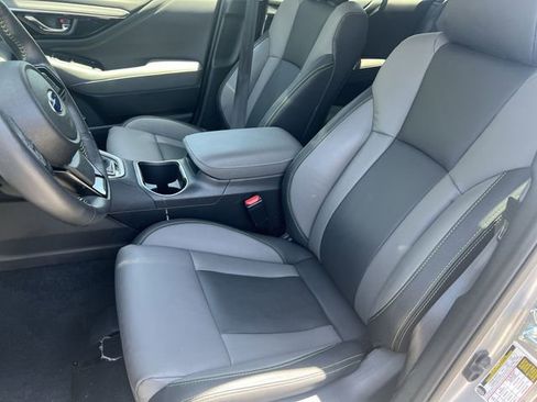 Certified 2025 Subaru Outback Onyx Edition AWD/4WD image 18