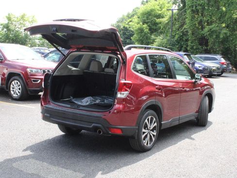 Used 2020 Subaru Forester Limited image 12