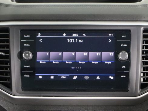 Used 2021 Volkswagen Atlas SE image 28