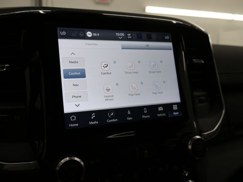 Used 2022 RAM 2500 Laramie w/ Night Edition AWD/4WD image 69