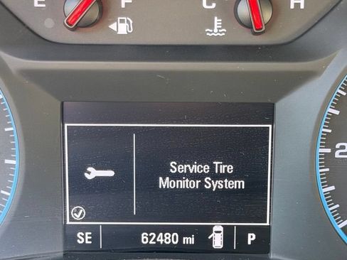 Used 2020 Chevrolet Equinox LS FWD image 7