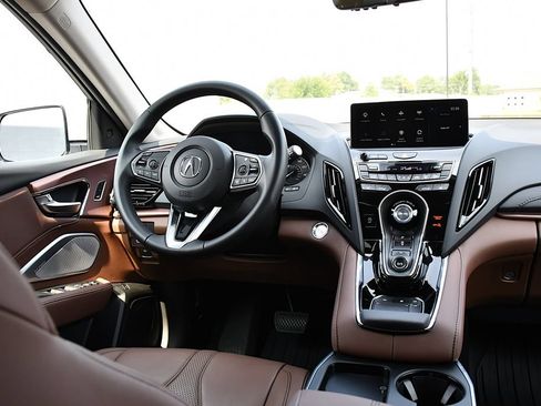 Used 2025 Acura RDX SH-AWD w/ Technology Package image 24
