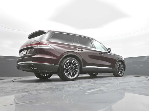 Used 2020 Lincoln Aviator Reserve w/ Equipment Group 202A AWD/4WD image 49