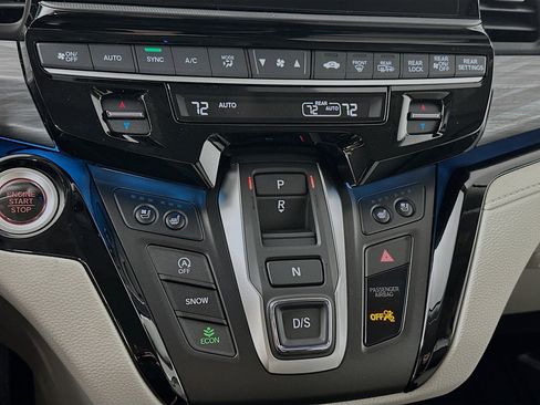 New 2026 Honda Odyssey Elite image 16