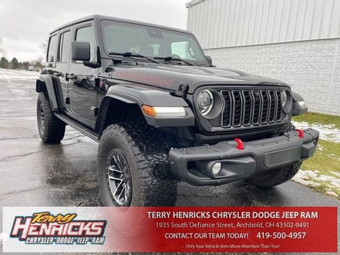 Used 2024 Jeep Wrangler Unlimited Rubicon image 1