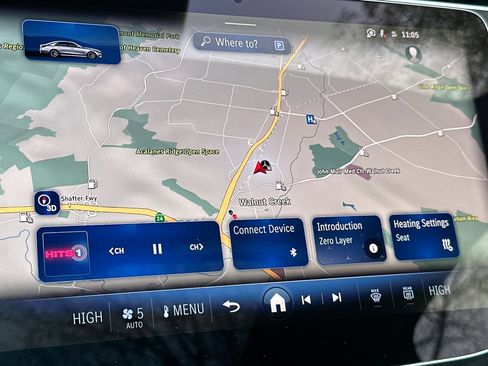 Used 2025 Mercedes-Benz E 350 4MATIC Sedan image 25