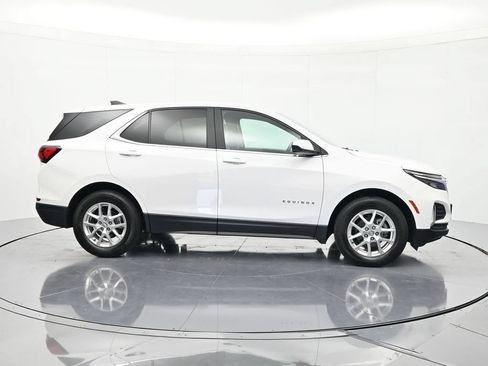 Used 2022 Chevrolet Equinox LT FWD image 4