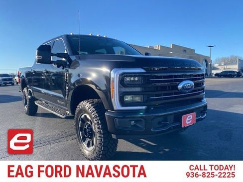 New 2026 Ford F250 Platinum w/ Tremor Off-Road Package image 1