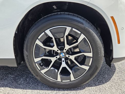 Certified 2026 BMW X3 xDrive30i w/ Convenience Package AWD/4WD image 9