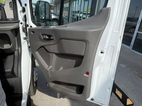 Used 2024 Ford Transit 250 148 High Roof AWD image 22