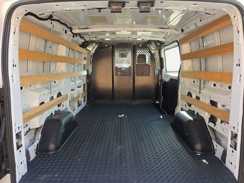 Used 2023 Ford Transit 250 Low Roof w/ Exterior Upgrade Package RWD image 13