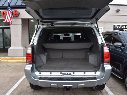 Used 2006 Toyota 4Runner SR5 RWD image 36