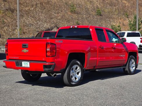 Used 2017 Chevrolet Silverado 1500 LT w/ All Star Edition image 17