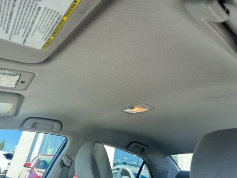 Used 2011 Toyota Corolla LE image 15