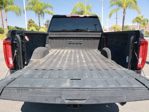 Used 2023 GMC Sierra 2500 SLT w/ Driver Alert Package I AWD/4WD image 40