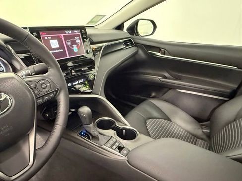 Used 2024 Toyota Camry SE w/ Audio Upgrade Package FWD image 26