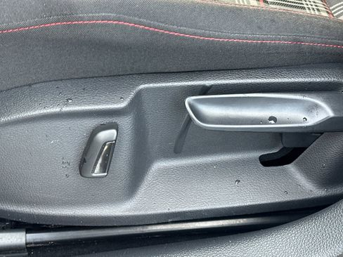 Used 2018 Volkswagen GTI S image 14