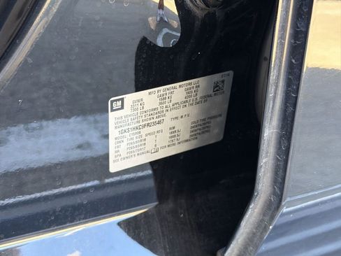 Used 2015 GMC Yukon XL SLT image 6