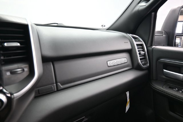 New 2027 RAM 3500 Big Horn AWD/4WD image 25