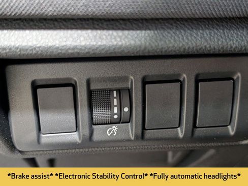 Used 2025 Subaru Outback Premium w/ Popular Package #1A image 8