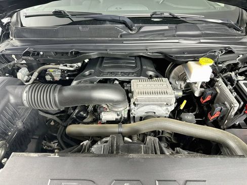 Certified 2022 RAM 1500 Laramie w/ Sport Appearance Package AWD/4WD image 37