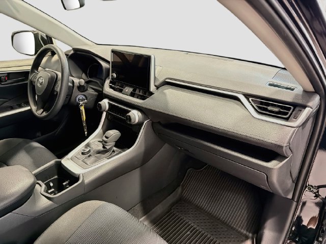 Certified 2025 Toyota RAV4 LE AWD/4WD image 24