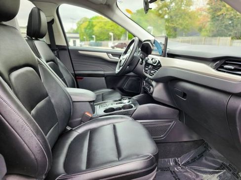 Used 2022 Ford Escape SEL AWD/4WD image 11