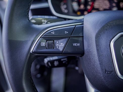 Certified 2025 Audi Q3 2.0T Premium w/ Convenience Package image 16