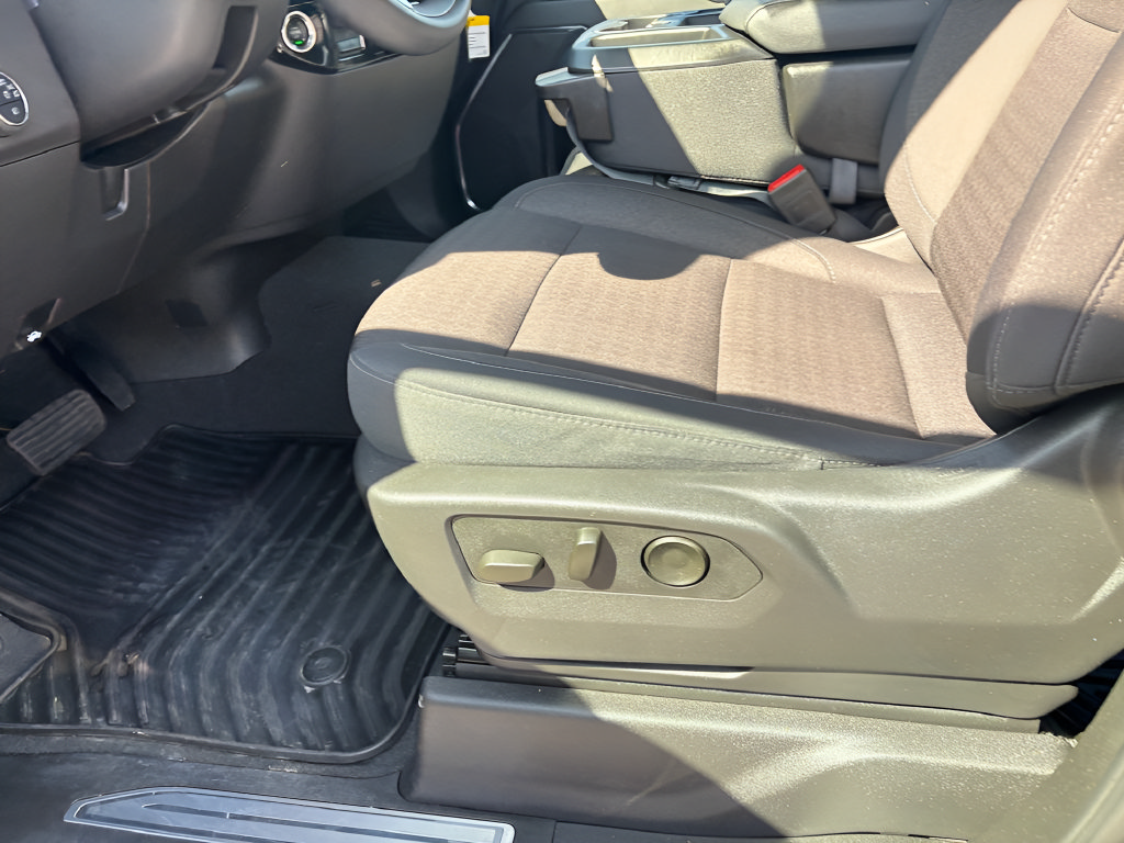 Used 2025 Chevrolet Silverado 1500 RST RWD image 30